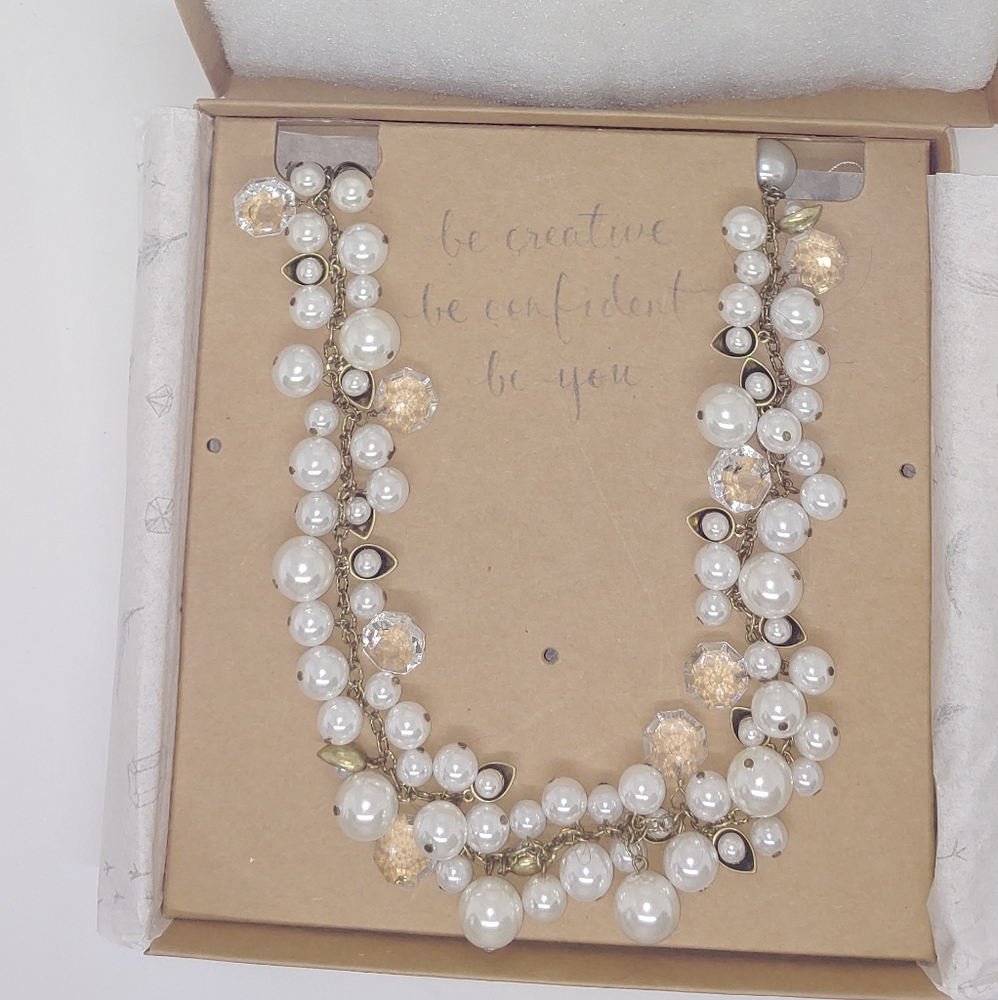 Pearl and Crystal long necklace
